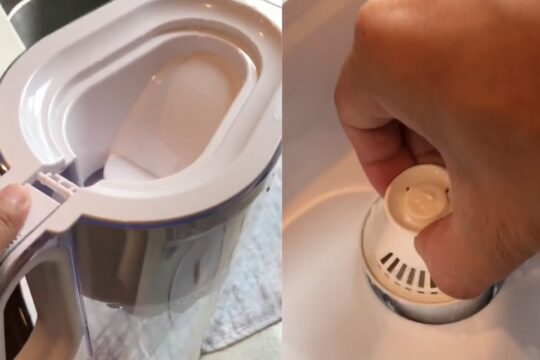 Replacement process of brita pitcher filter step 1